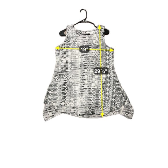 Fever Black White Geometric Print Sleeveless Tunic Top Sz Medium - Picture 7 of 10